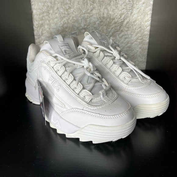 Fila - Picture 2 of 5